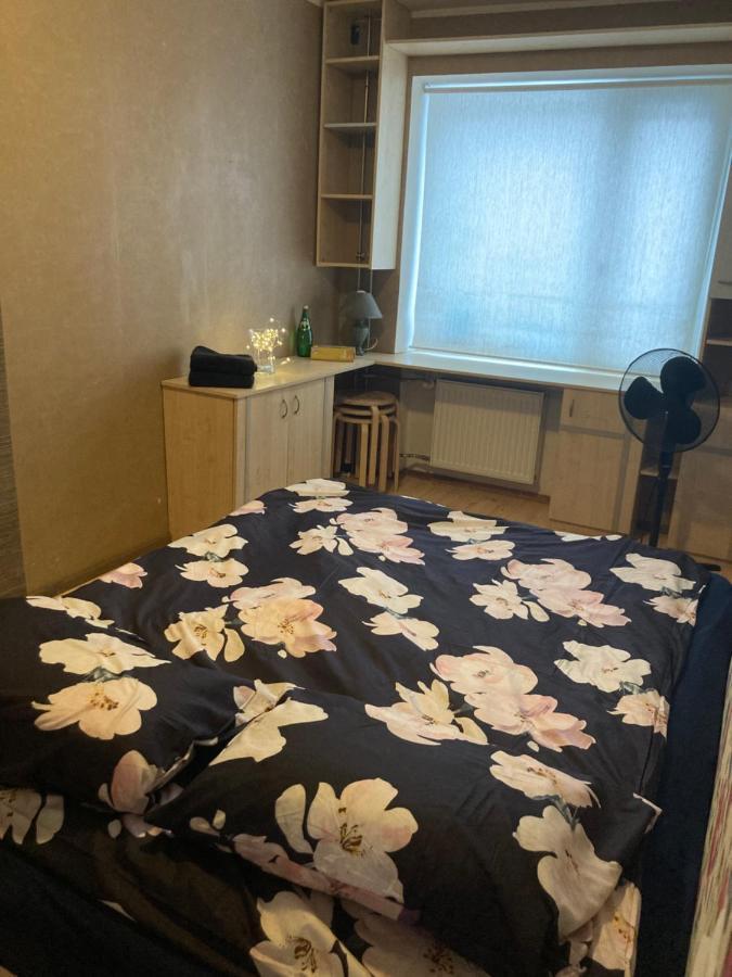 Apartamento Find For The Traveler Tallin Exterior foto